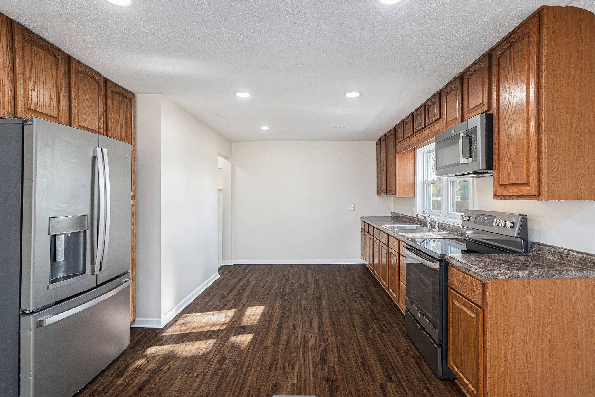 Bronson, MI 49028,688 W Chicago RD