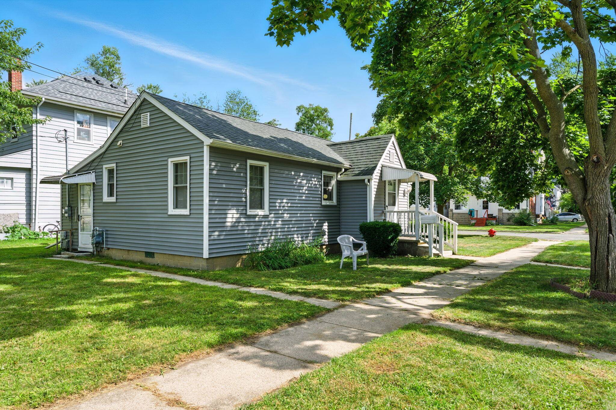 Durand, MI 48429,300 N Lenawee ST