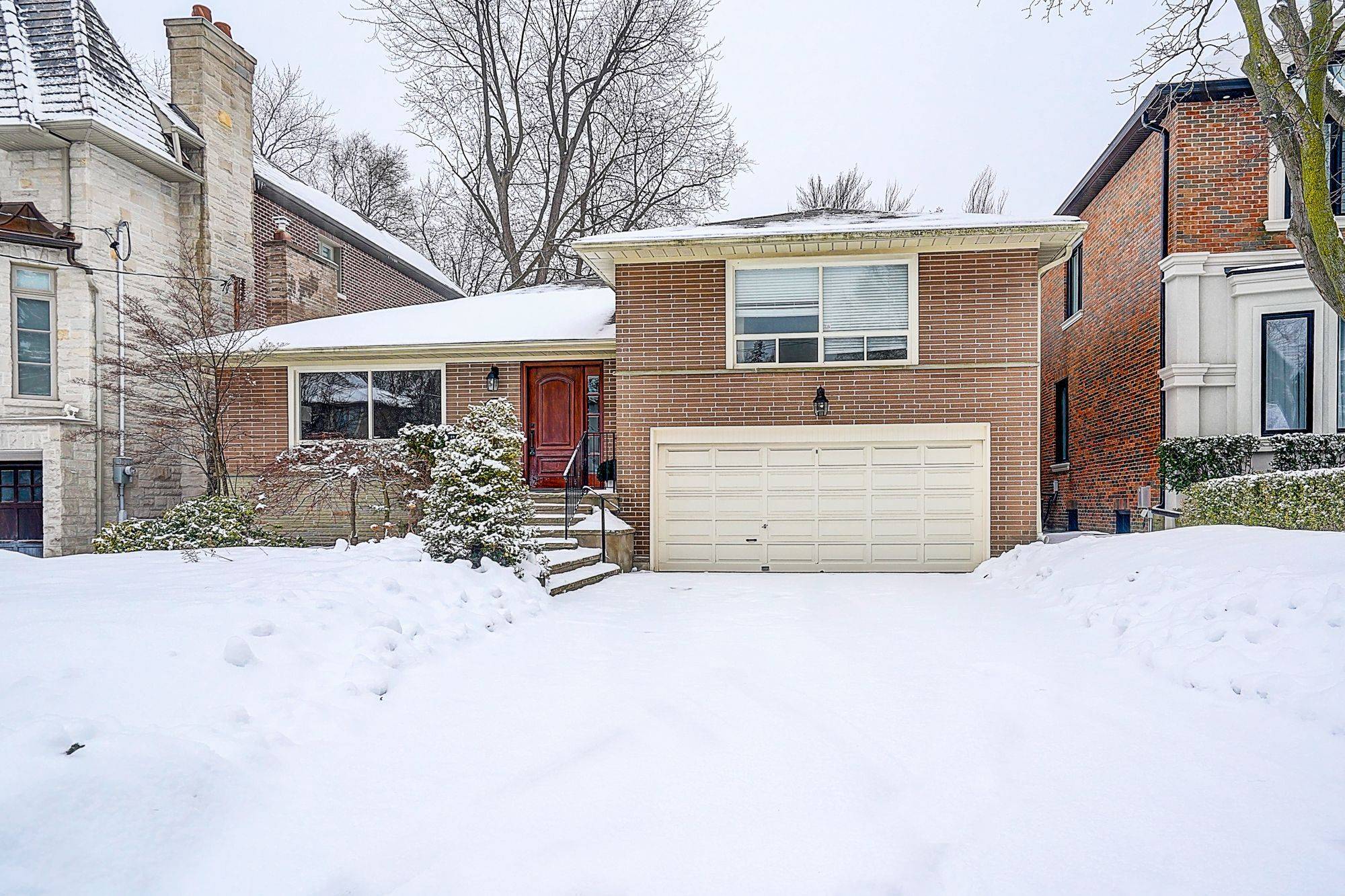 Toronto C12, ON M2P 1C5,87 Munro BLVD