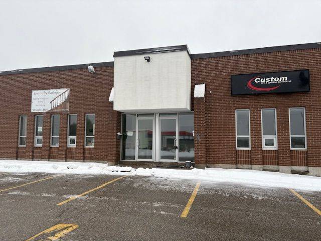 Whitby, ON L1N 2C3,1380 Hopkins ST #9