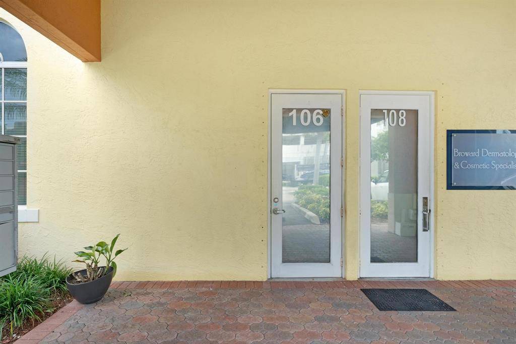 Fort Lauderdale, FL 33316,500 SE 15th St #106