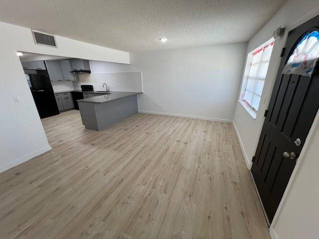 Miramar, FL 33023,6050 SW 27th St #206