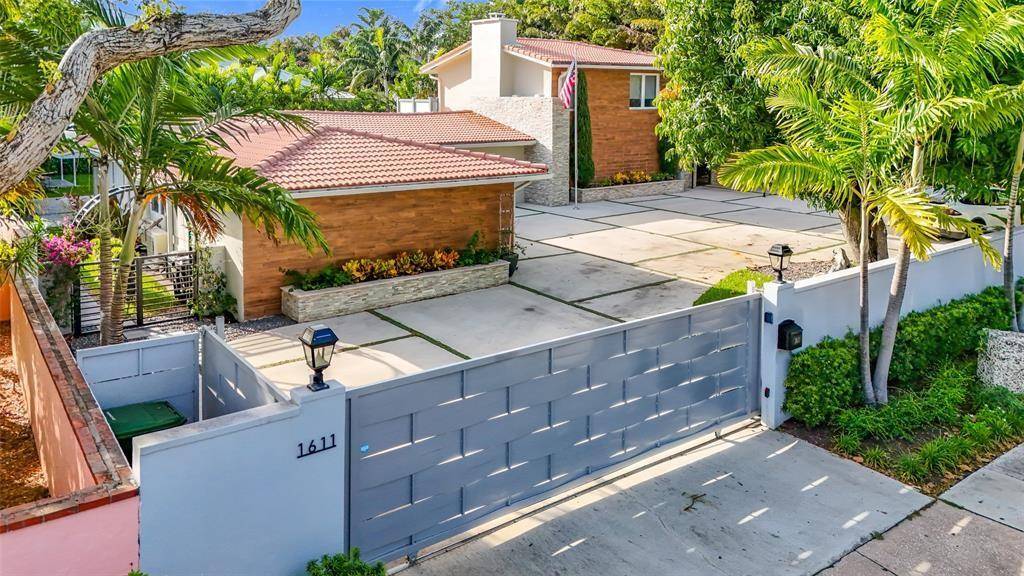 Fort Lauderdale, FL 33316,Address not disclosed