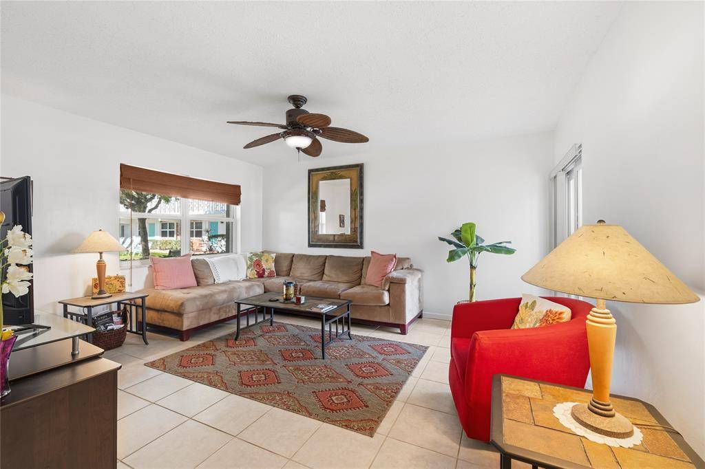 Lauderdale By The Sea, FL 33308,224 Hibiscus Ave #151