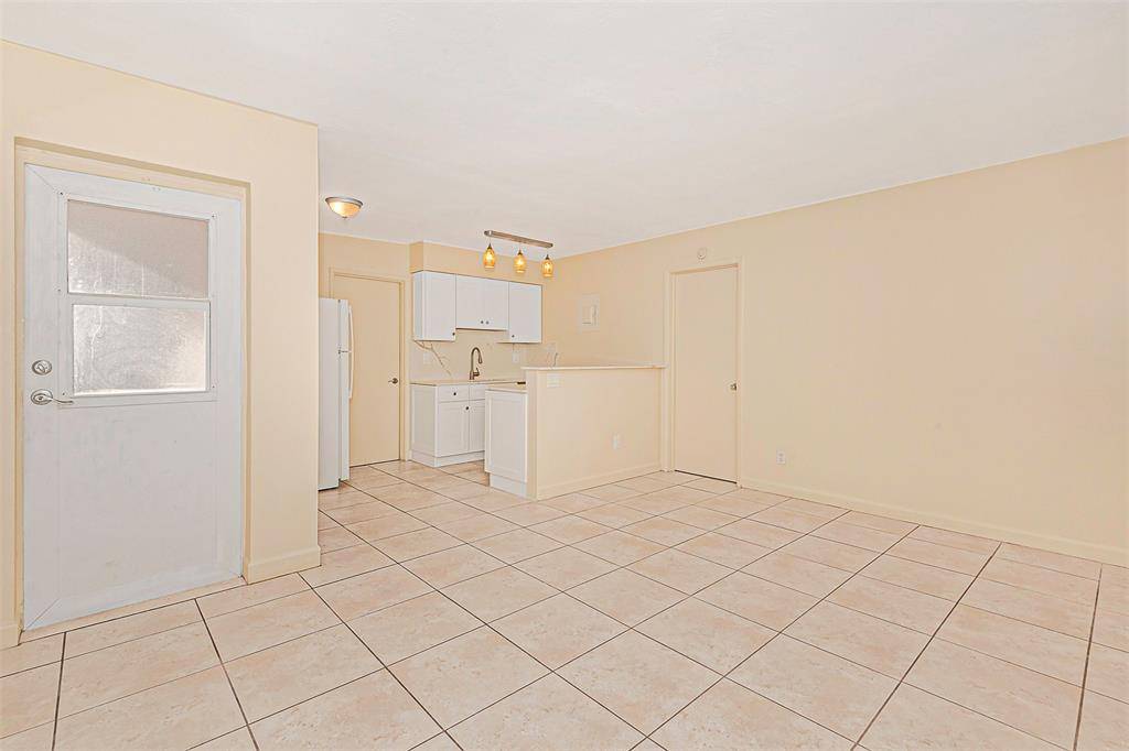 Pompano Beach, FL 33062,2581 NE 11th Ct #2585