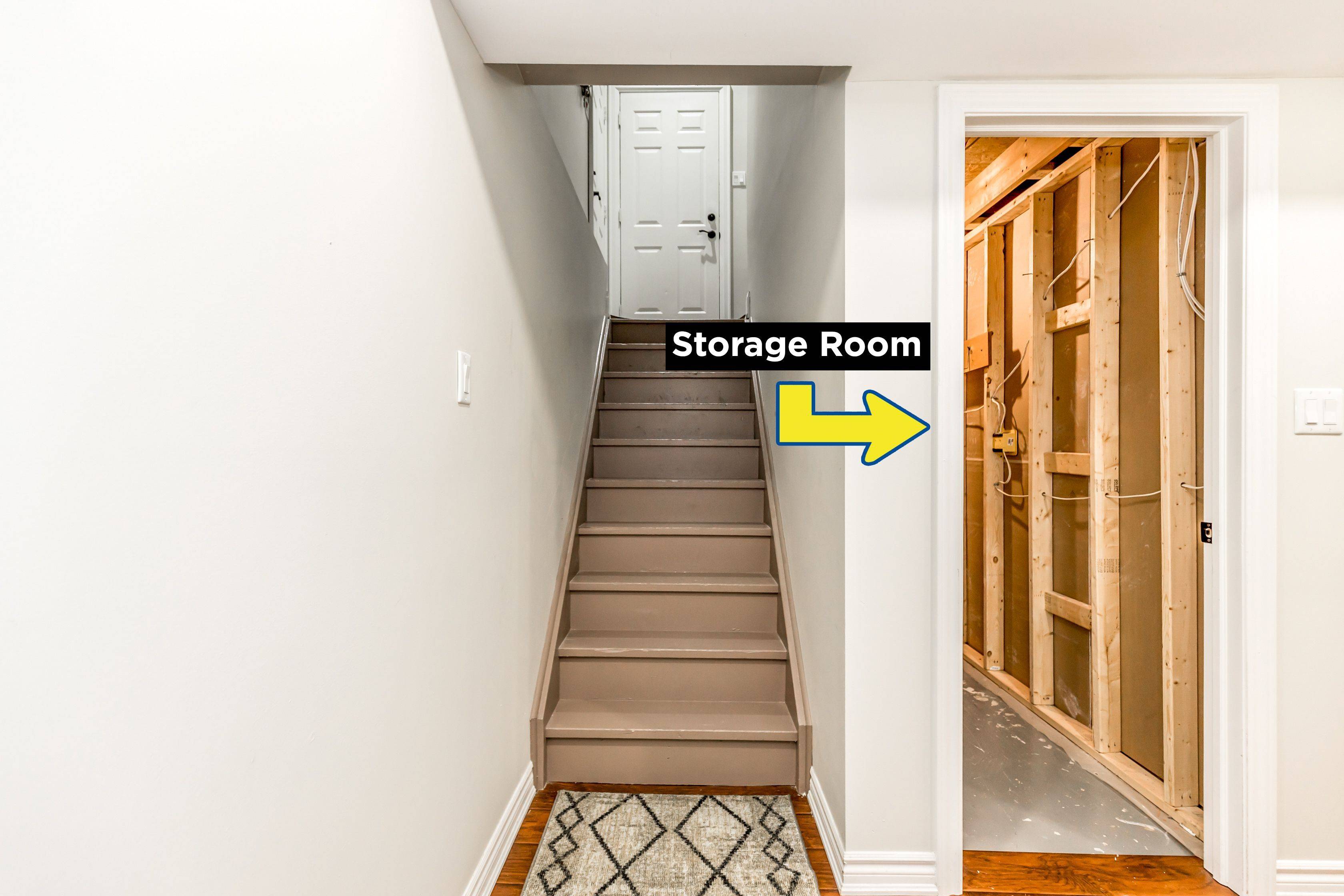 Vaughan, ON L4H 1N6,160 Golden Gate CIR #Lower