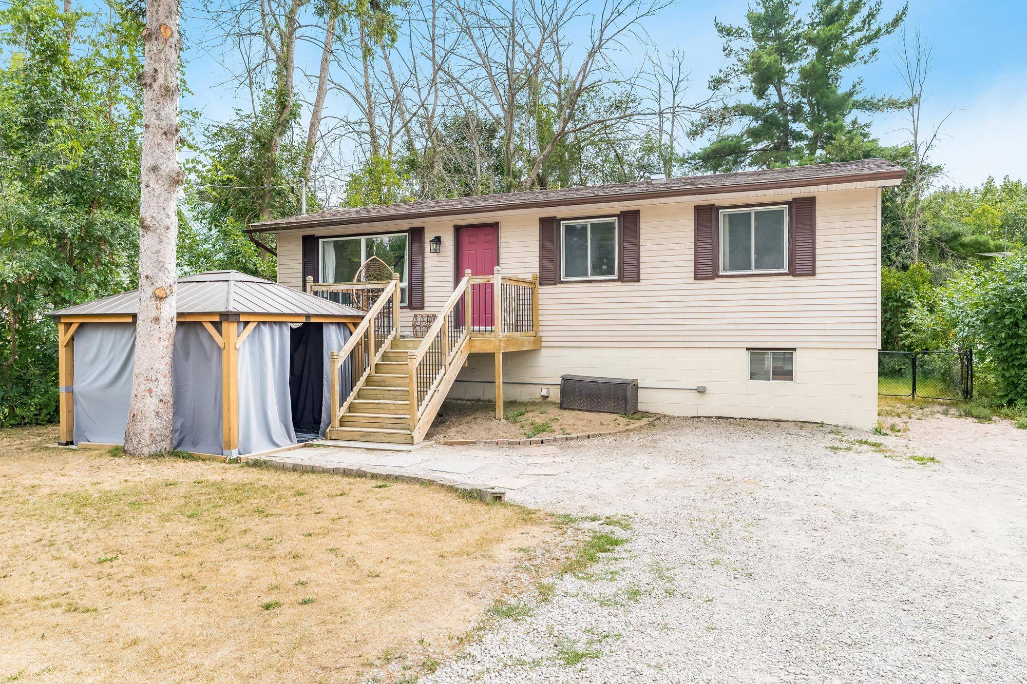 Severn, ON L0K 2B0,8304 County Road 169 N/A