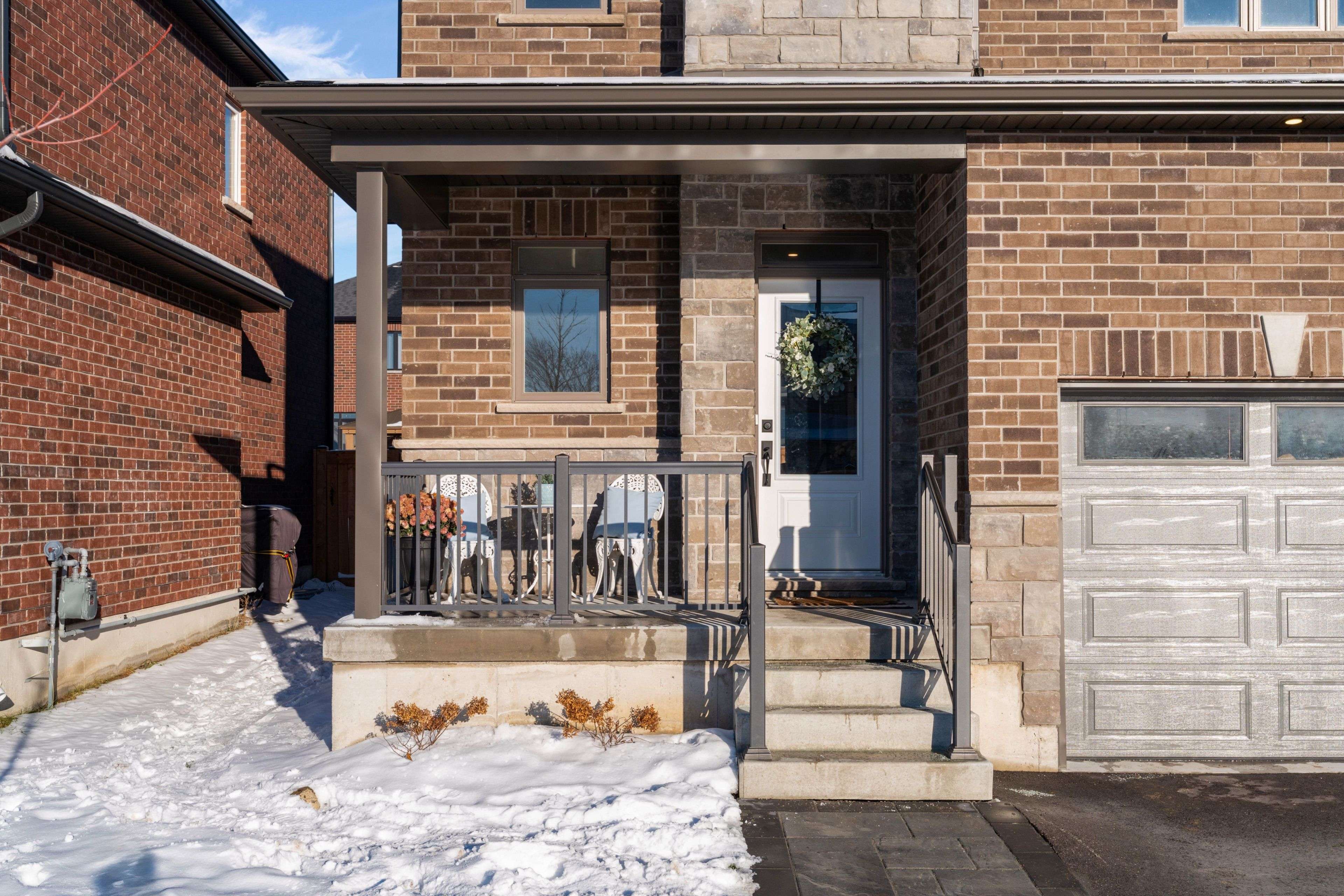 Springwater, ON L0L 1P0,19 Rowley CRES