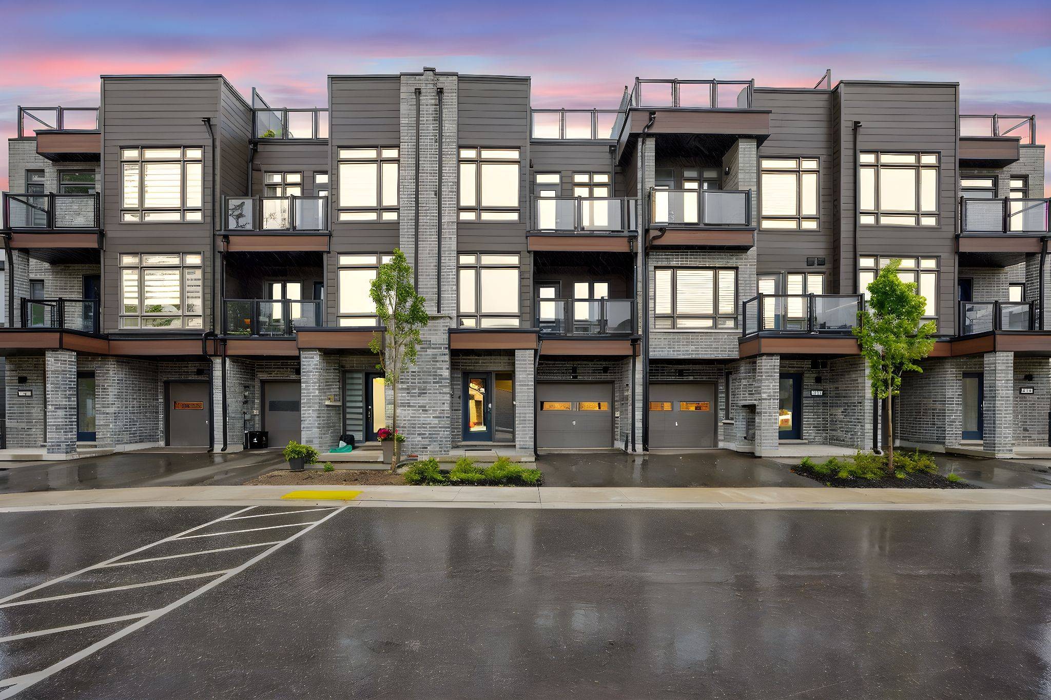 Orillia, ON L3V 8P6,6 Wyn Wood LN