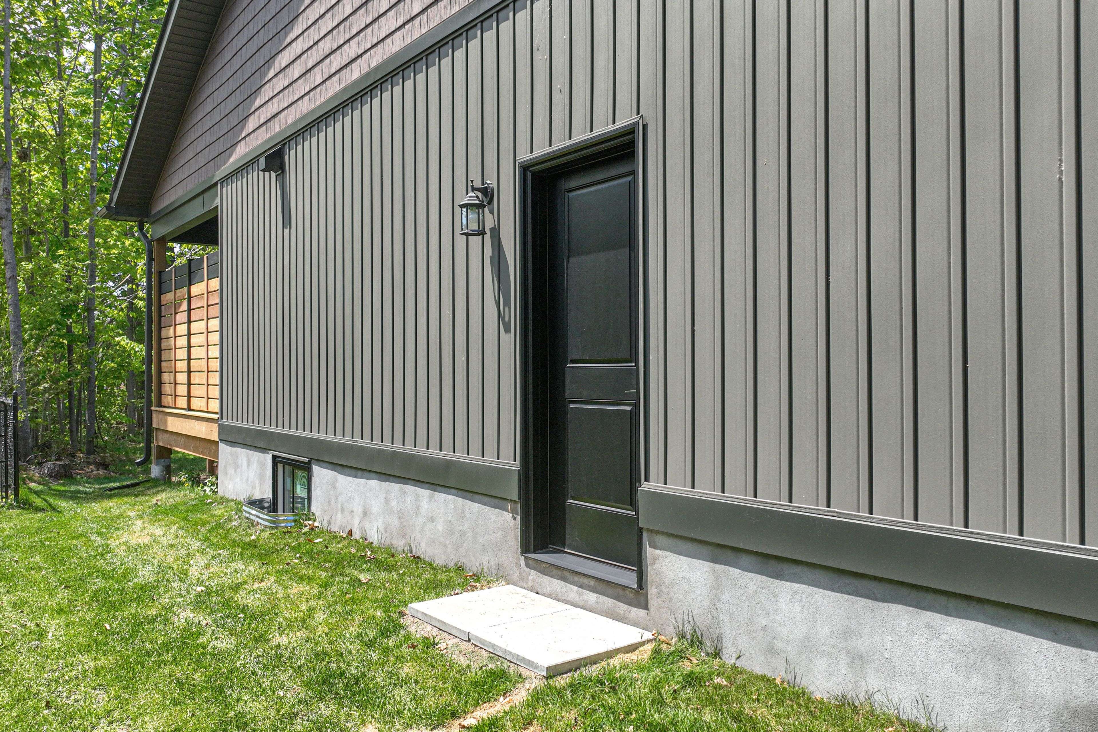 Severn, ON L3V 0V9,3324 Bramshott AVE