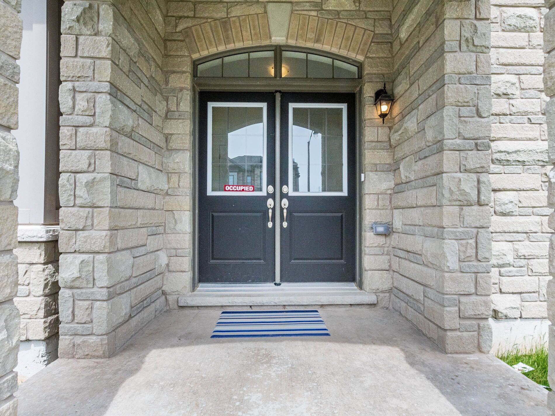 Brampton, ON L6X 5S5,73 Eastman DR N