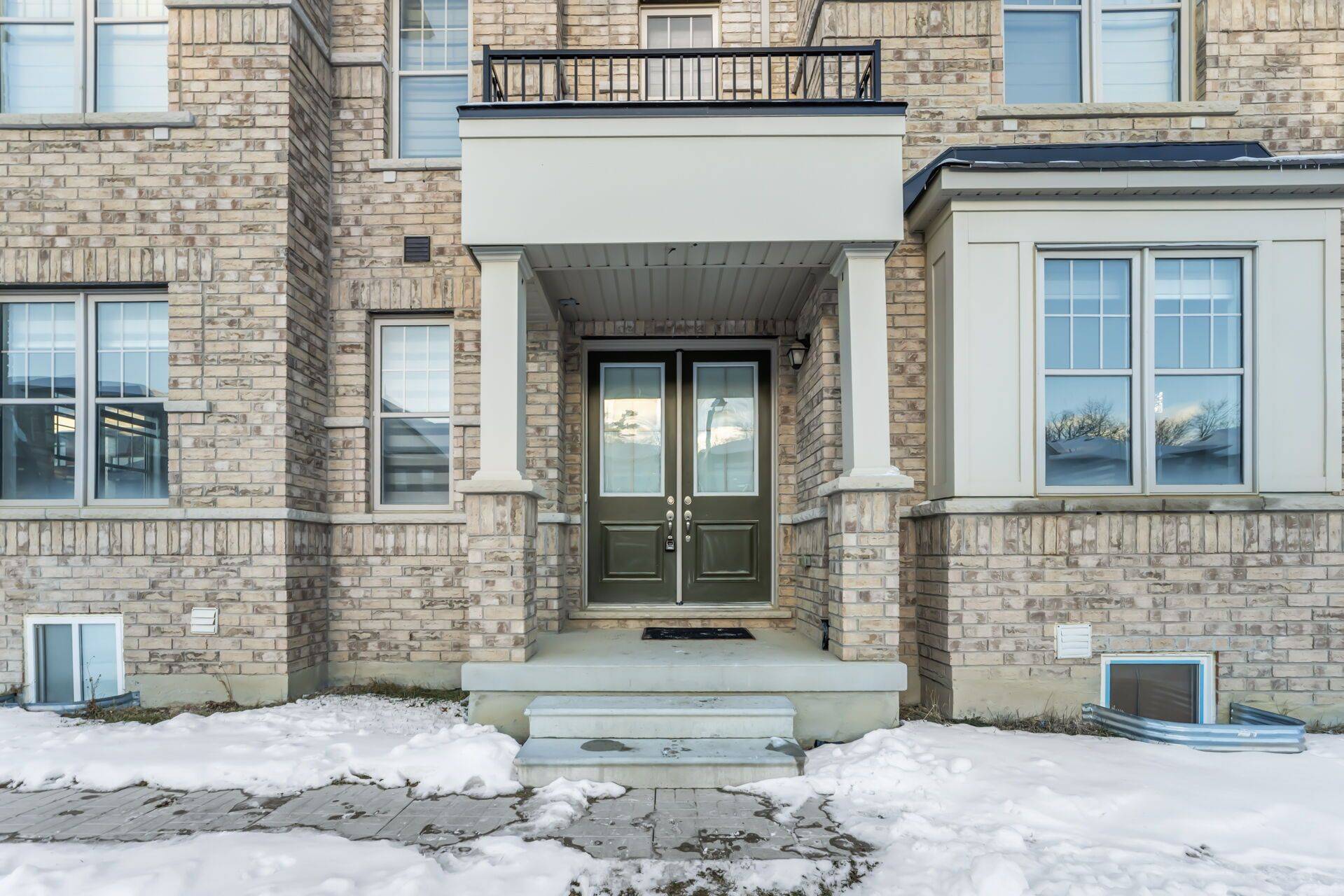 Caledon, ON L7C 1Z9,1 Pattulo DR