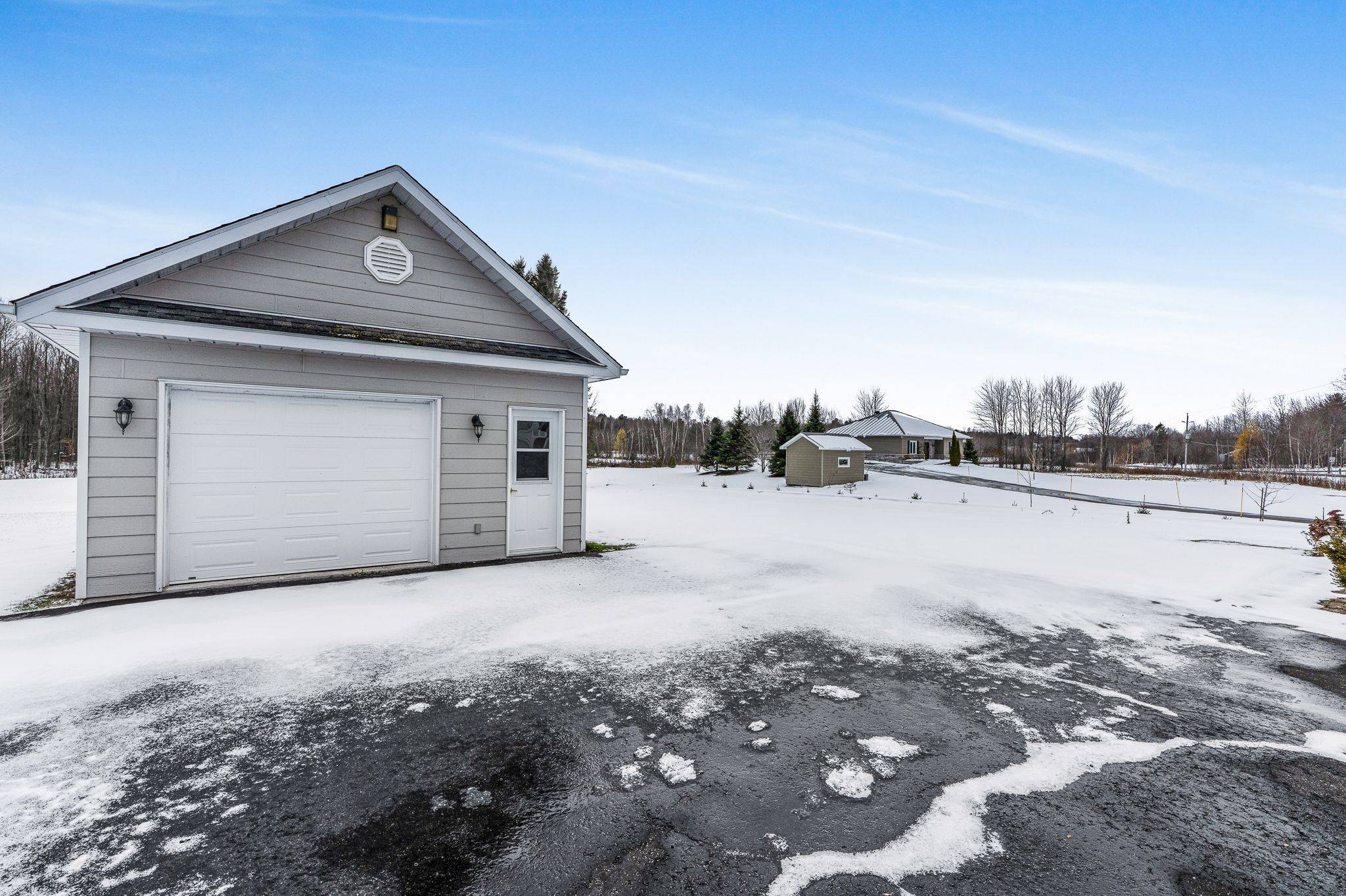 Champlain, ON K6A 2R2,1582 Sandy Hill RD
