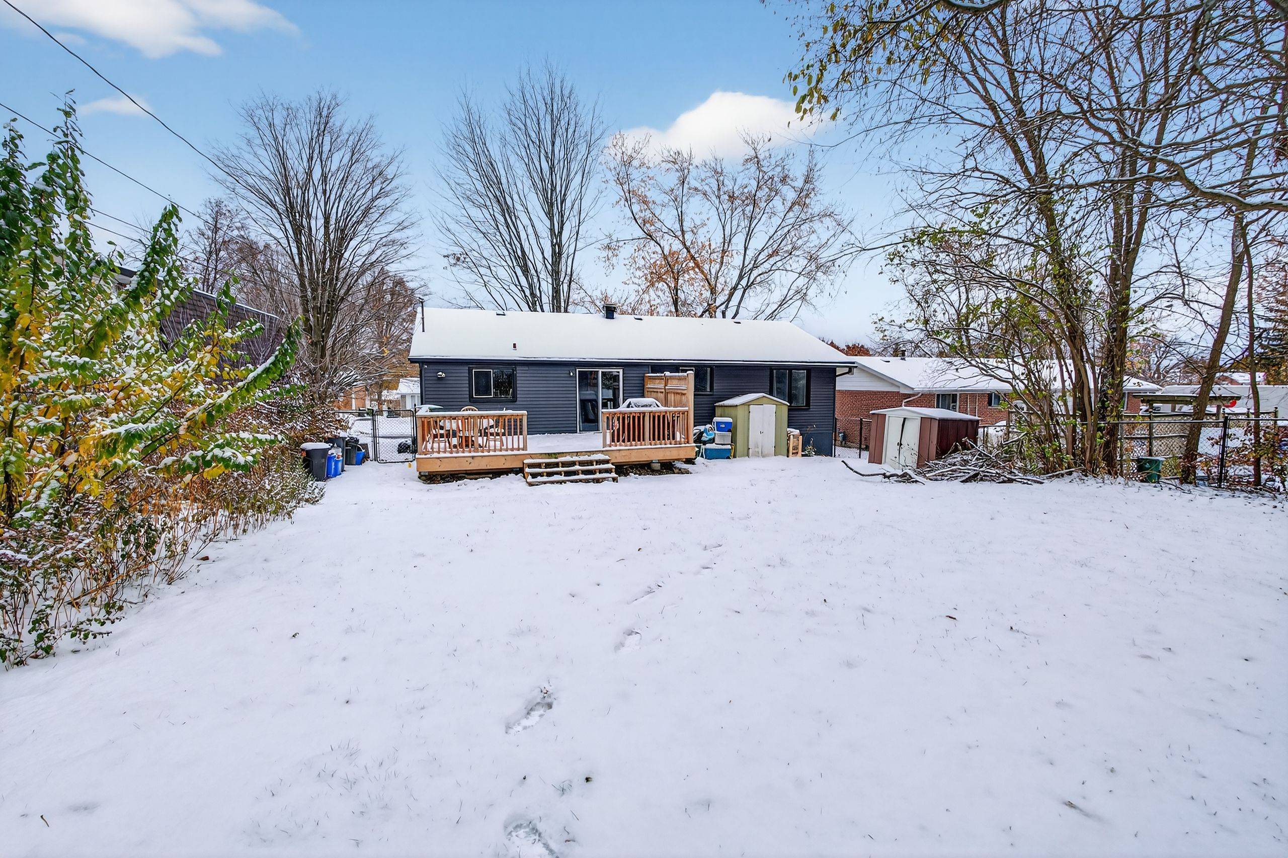 Kingston, ON K7M 6N4,1000 Bourne CRES