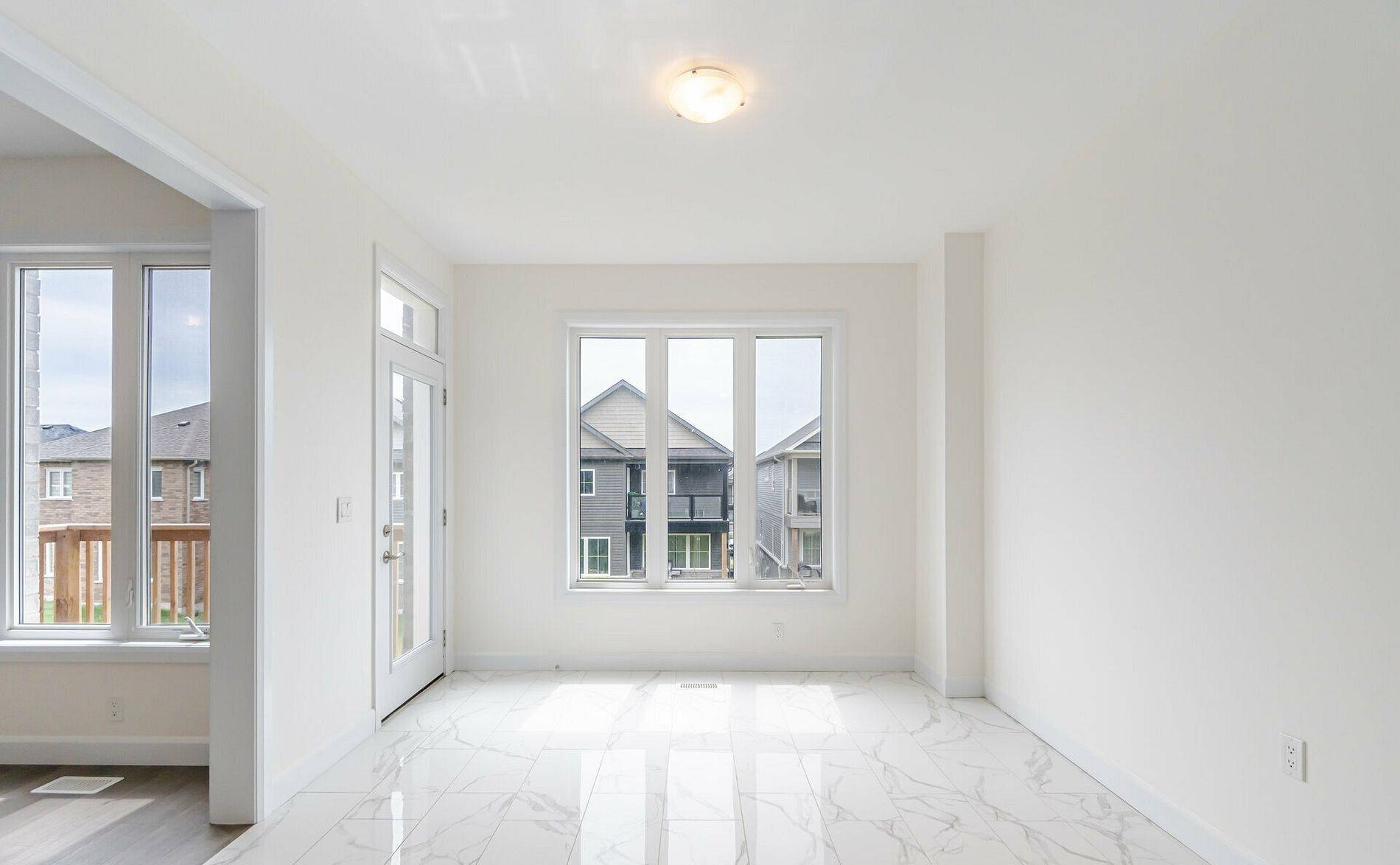 Peterborough, ON K9K 0H5,217 O'Neil ST