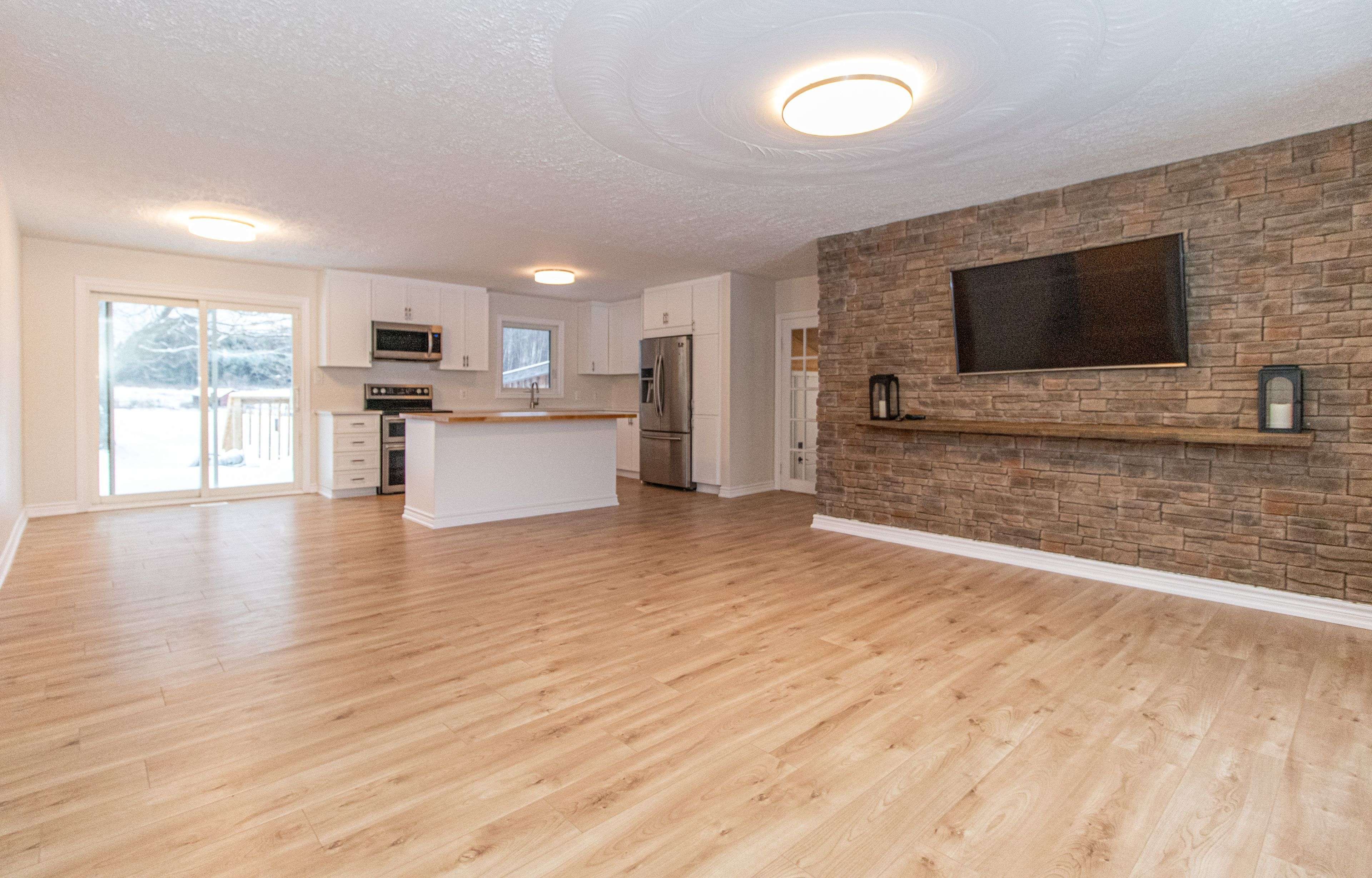 Bonfield, ON P0H 2E0,744 Trunk RD