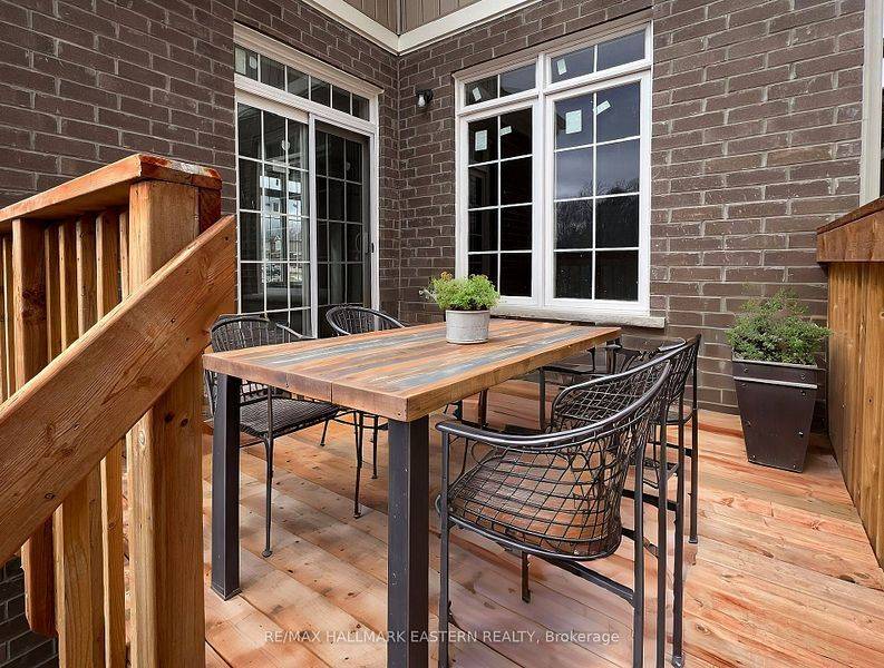 Cavan Monaghan, ON L0A 1G0,35 COLDBROOK DR