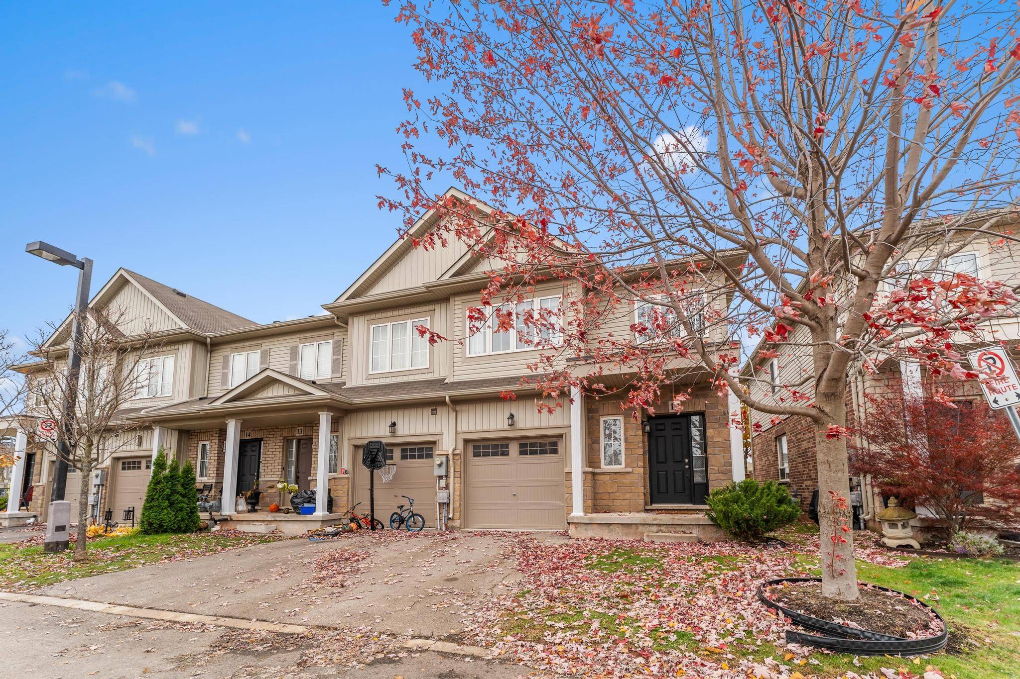 Lincoln, ON L3J 1X3,5084 Alyssa DR #12