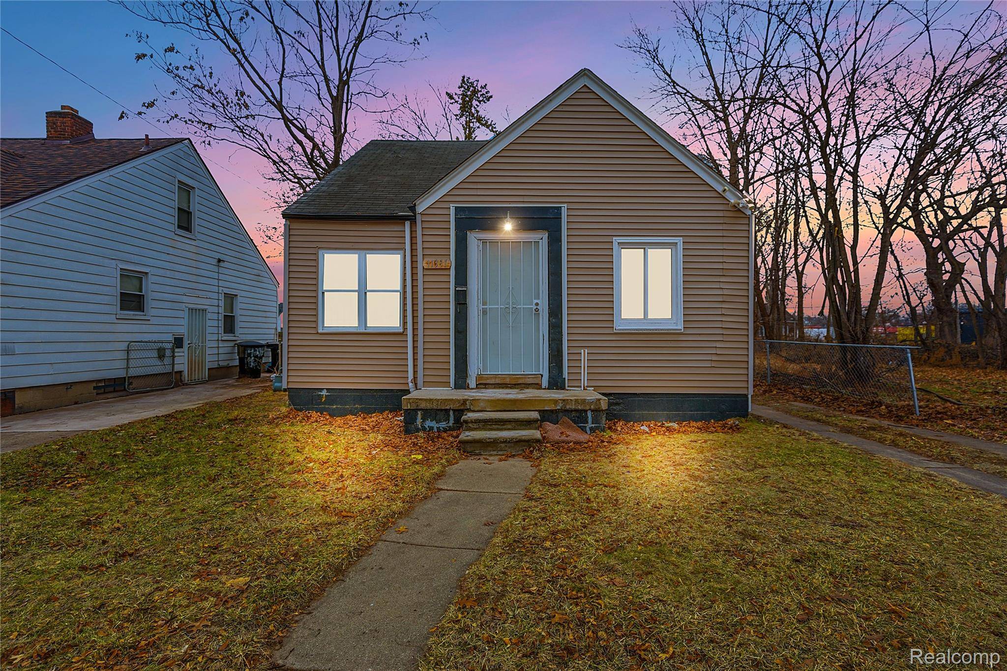 Detroit, MI 48227,11391 Saint Marys ST