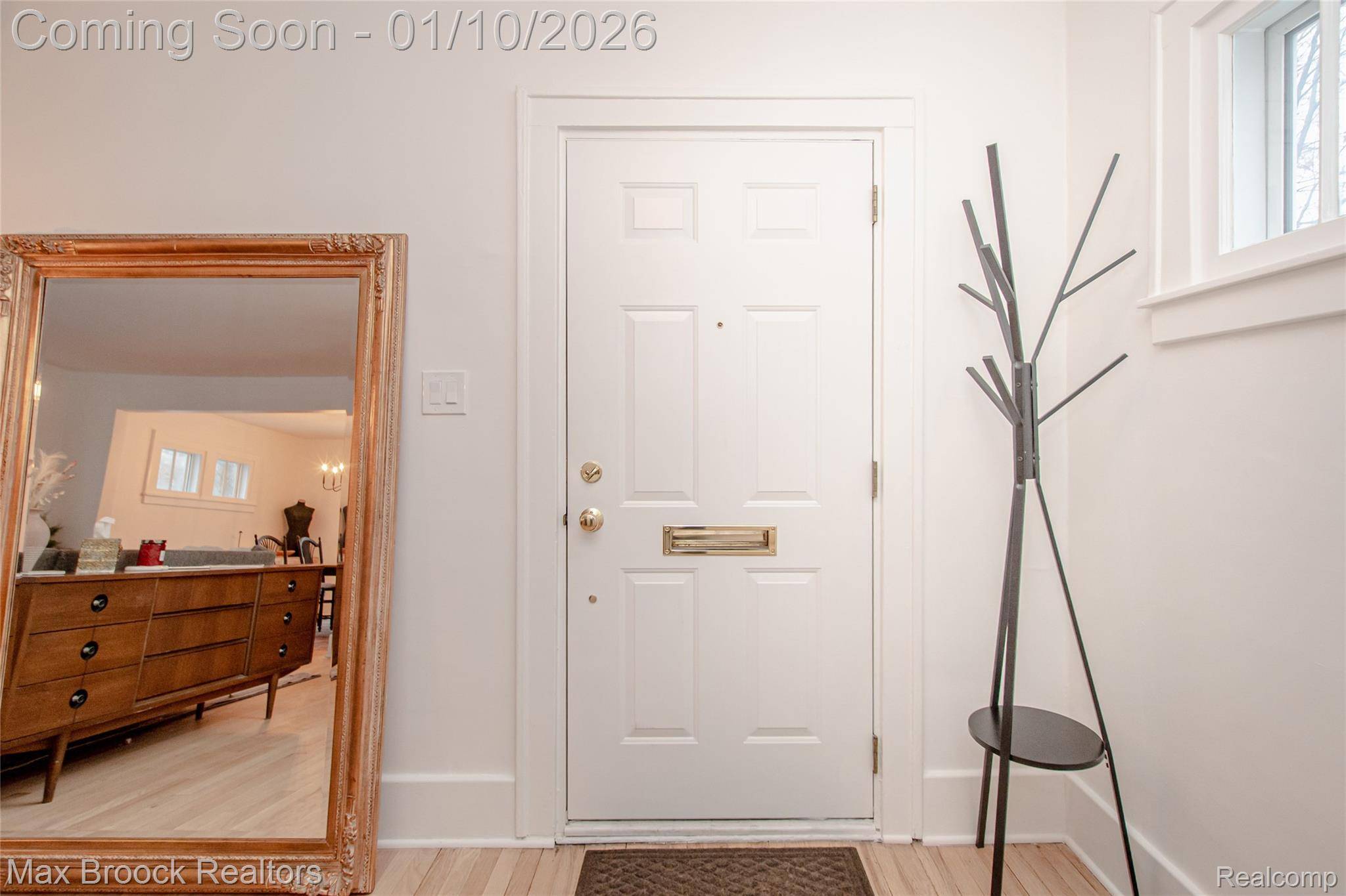 Royal Oak, MI 48067,1100 N Altadena AVE