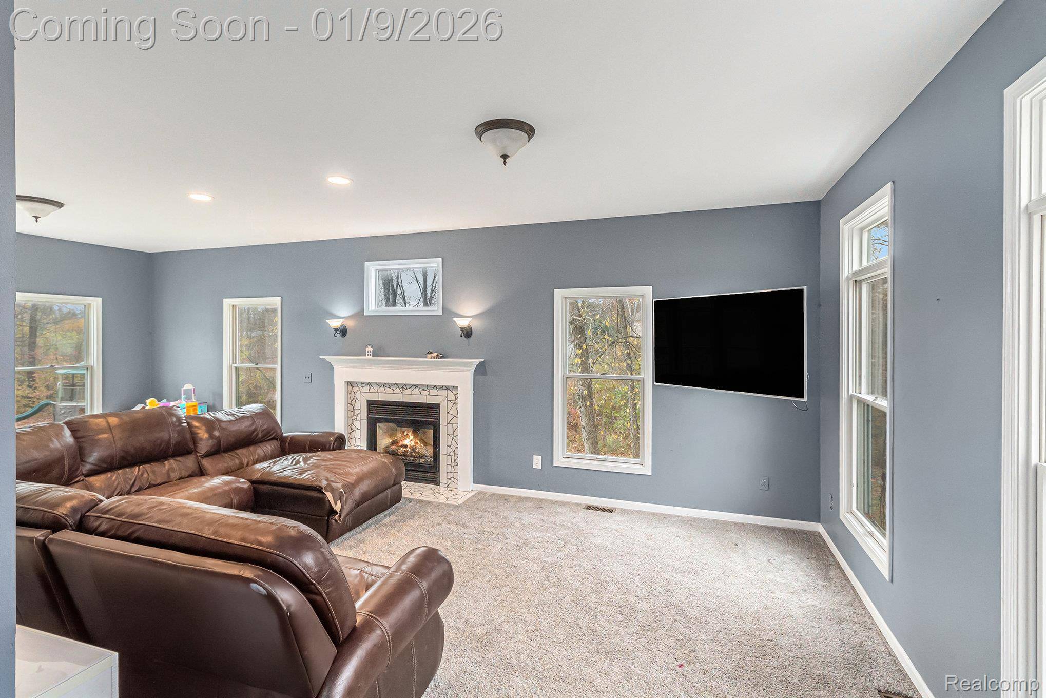 Howell, MI 48855,2056 Fisher CT