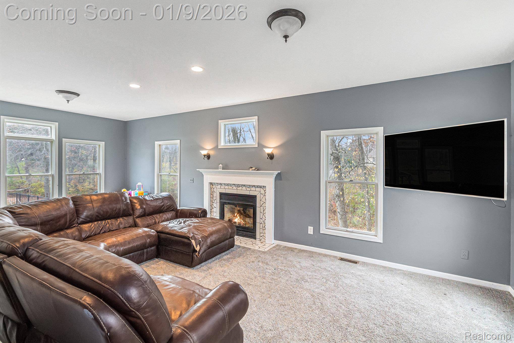 Howell, MI 48855,2056 Fisher CT