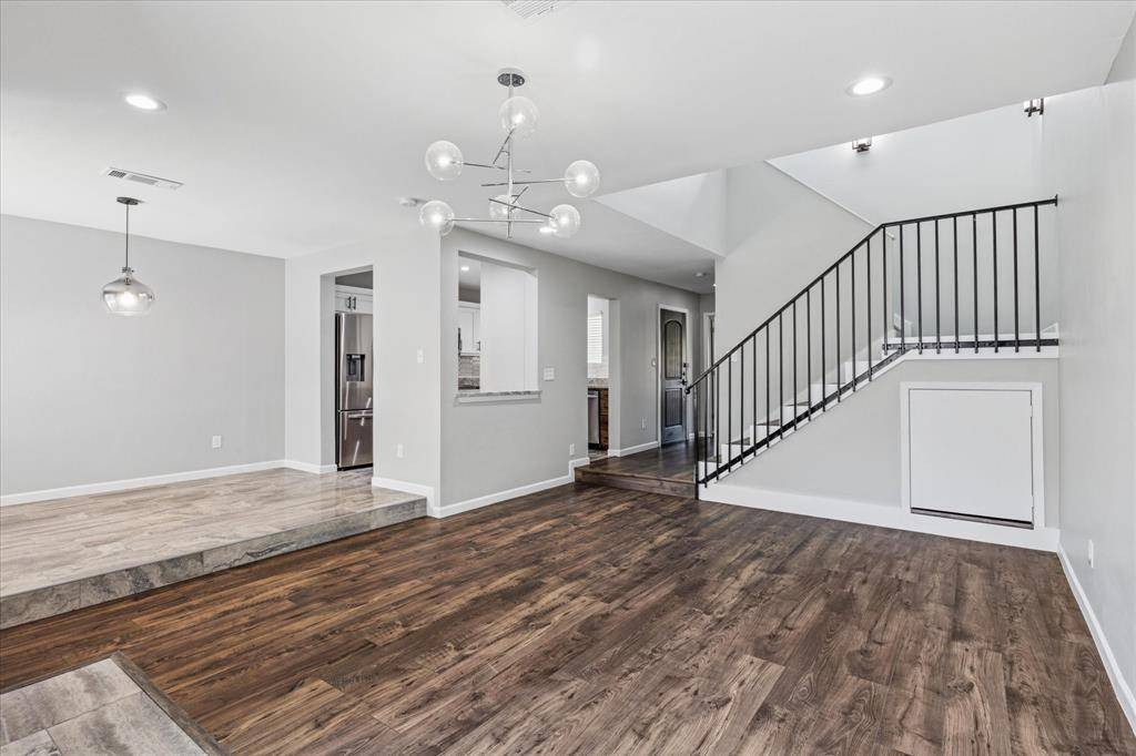 Dallas, TX 75243,9228 Flickering Shadow Drive