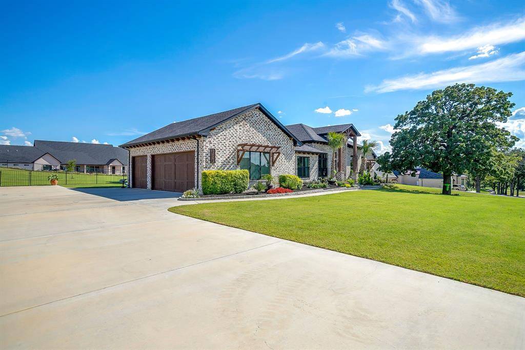 Burleson, TX 76028,312 Pear Valley Lane