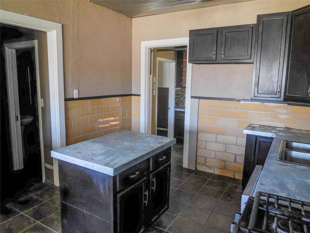 Breckenridge, TX 76424,1001 E Lindsey Street