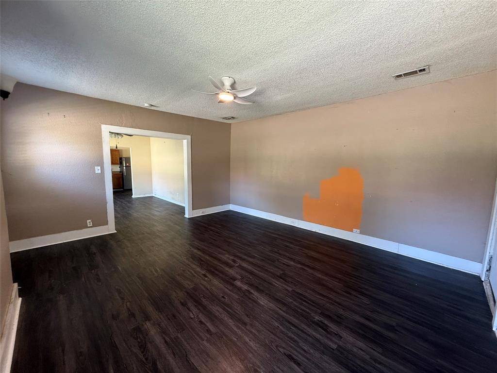 Fort Worth, TX 76112,3101 Erie Street