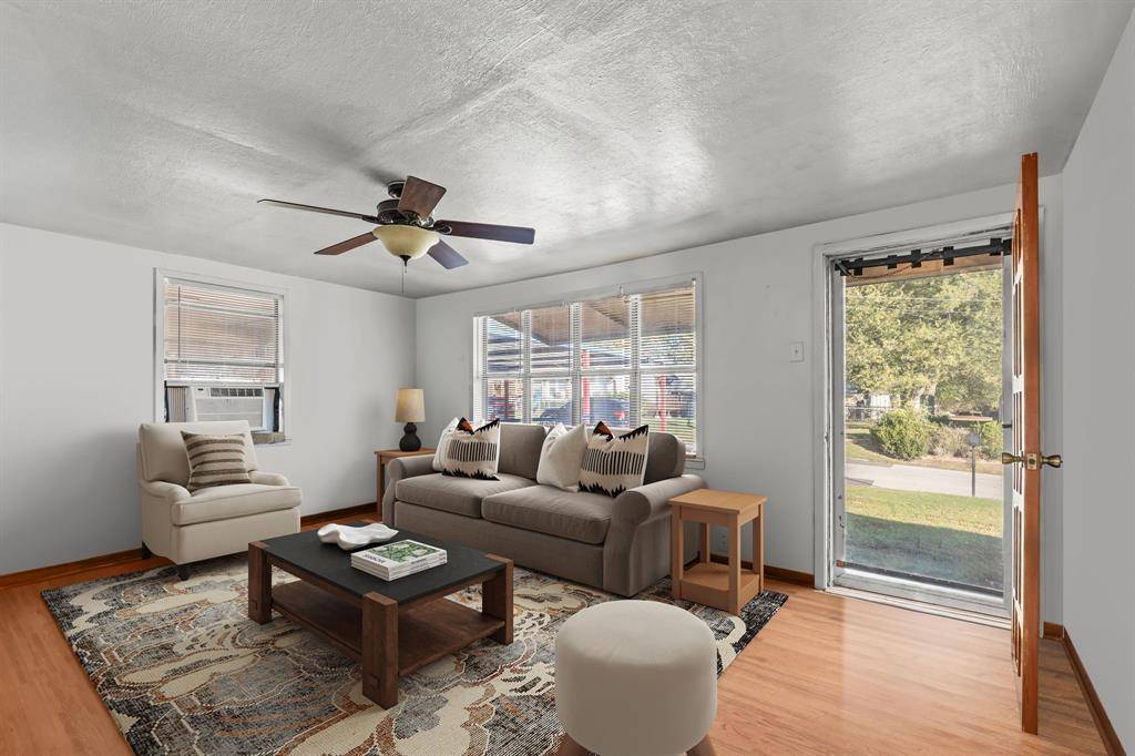 Chico, TX 76431,205 College Street