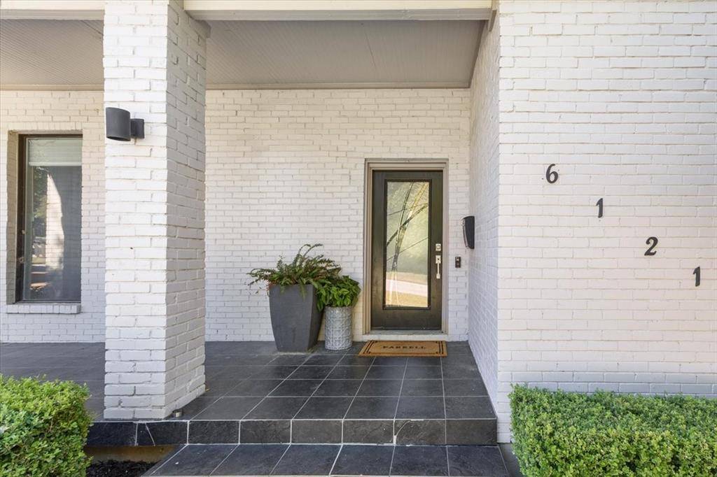 Fort Worth, TX 76116,6121 Sharon Road