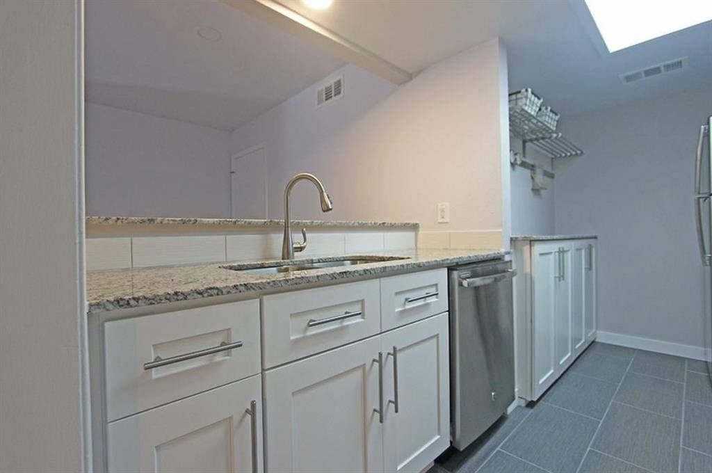 Dallas, TX 75244,12816 Midway Road #2049