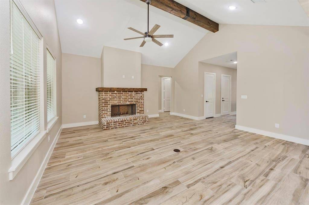 Runaway Bay, TX 76426,510 Palmetto Court