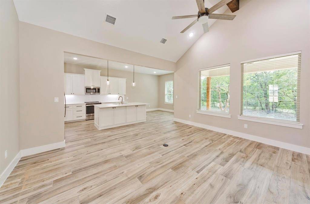 Runaway Bay, TX 76426,510 Palmetto Court