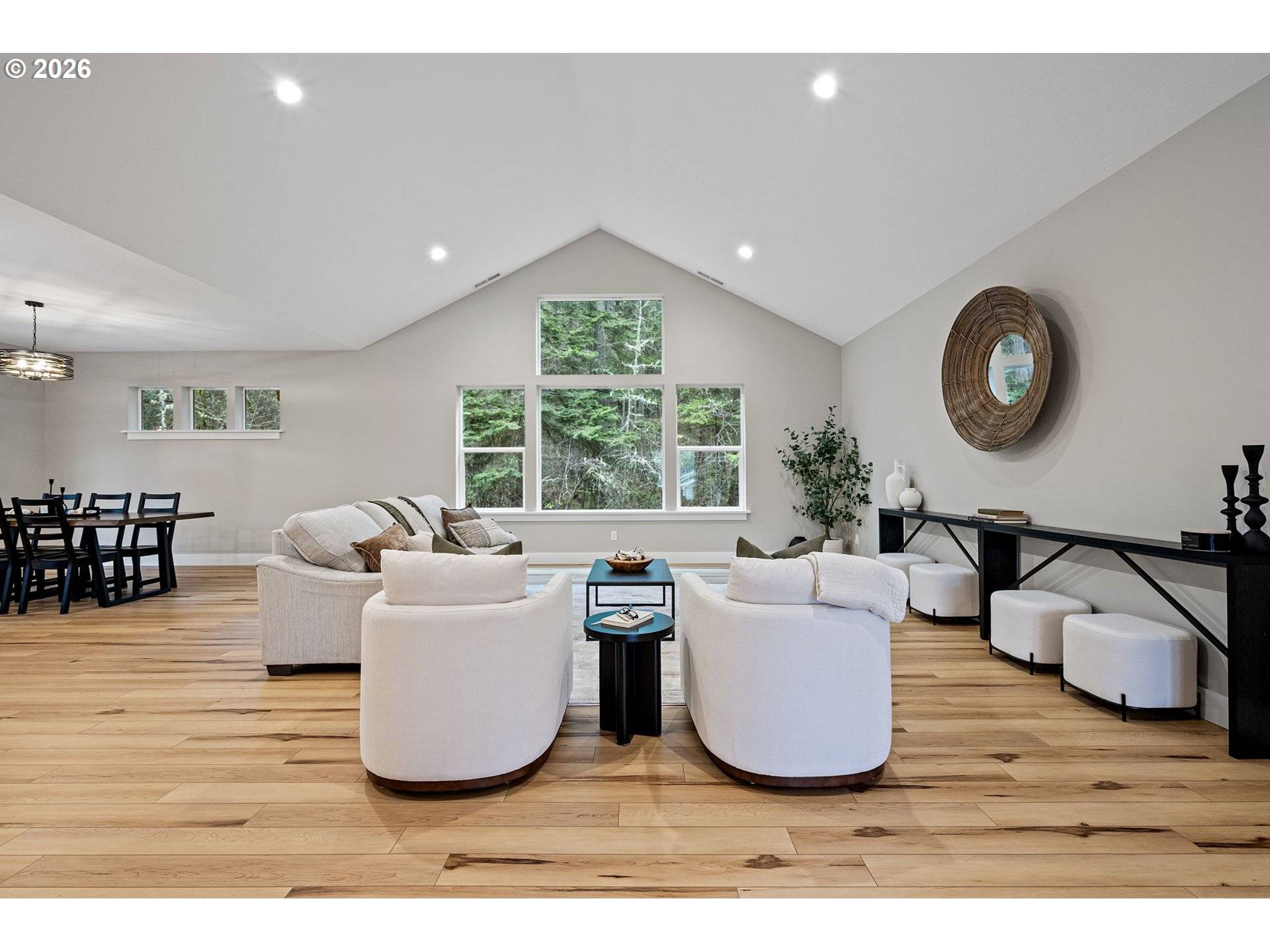 Cottage Grove, OR 97424,1230 HOLLY AVE