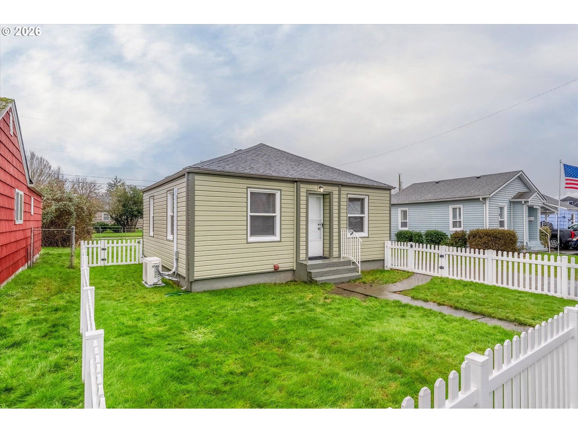 Longview, WA 98632,3103 FIELD ST