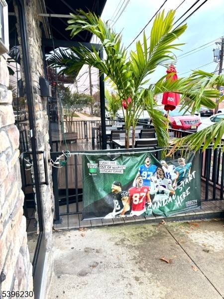 North Arlington Boro, NJ 07031,580 Ridge Rd