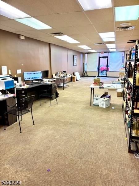 North Arlington Boro, NJ 07031,580 Ridge Rd