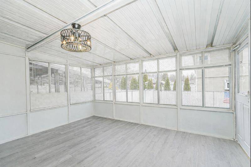 Staten  Island, NY 10306,137 Buffalo ST