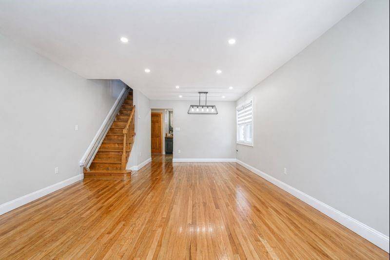 Staten  Island, NY 10306,137 Buffalo ST