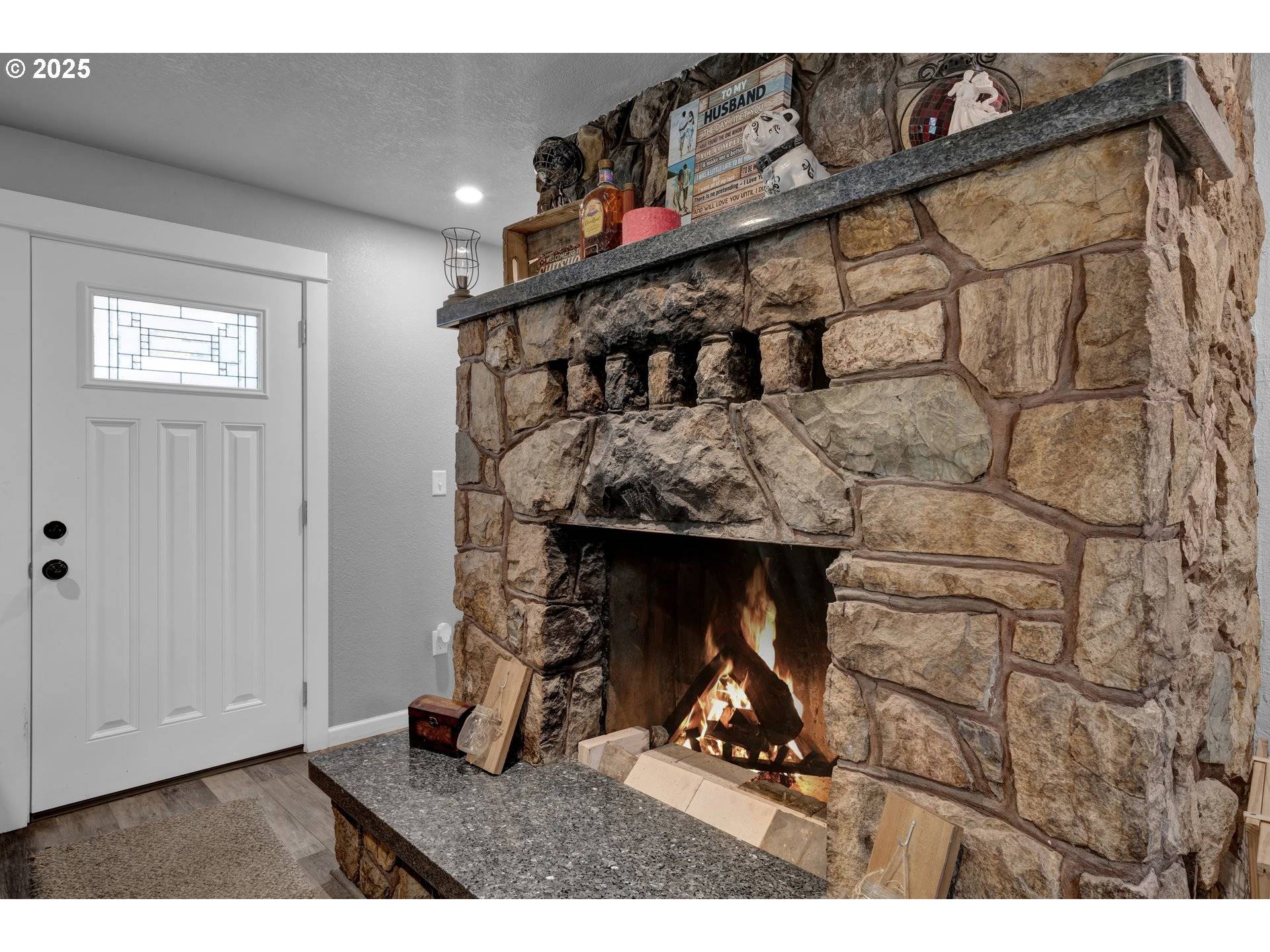 Tenmile, OR 97481,164 MOON HILL RD