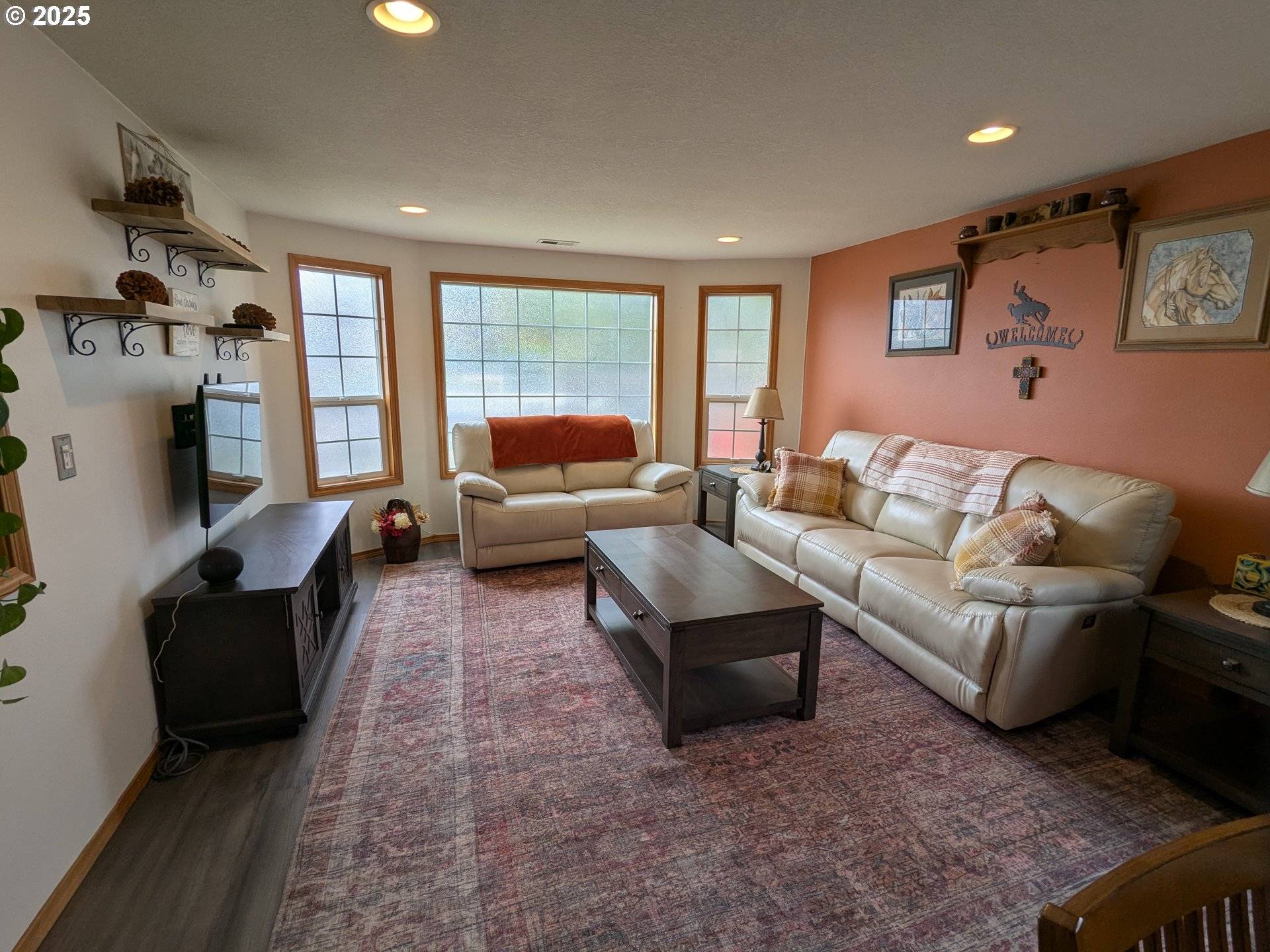 Carlton, OR 97111,430 N 1ST ST