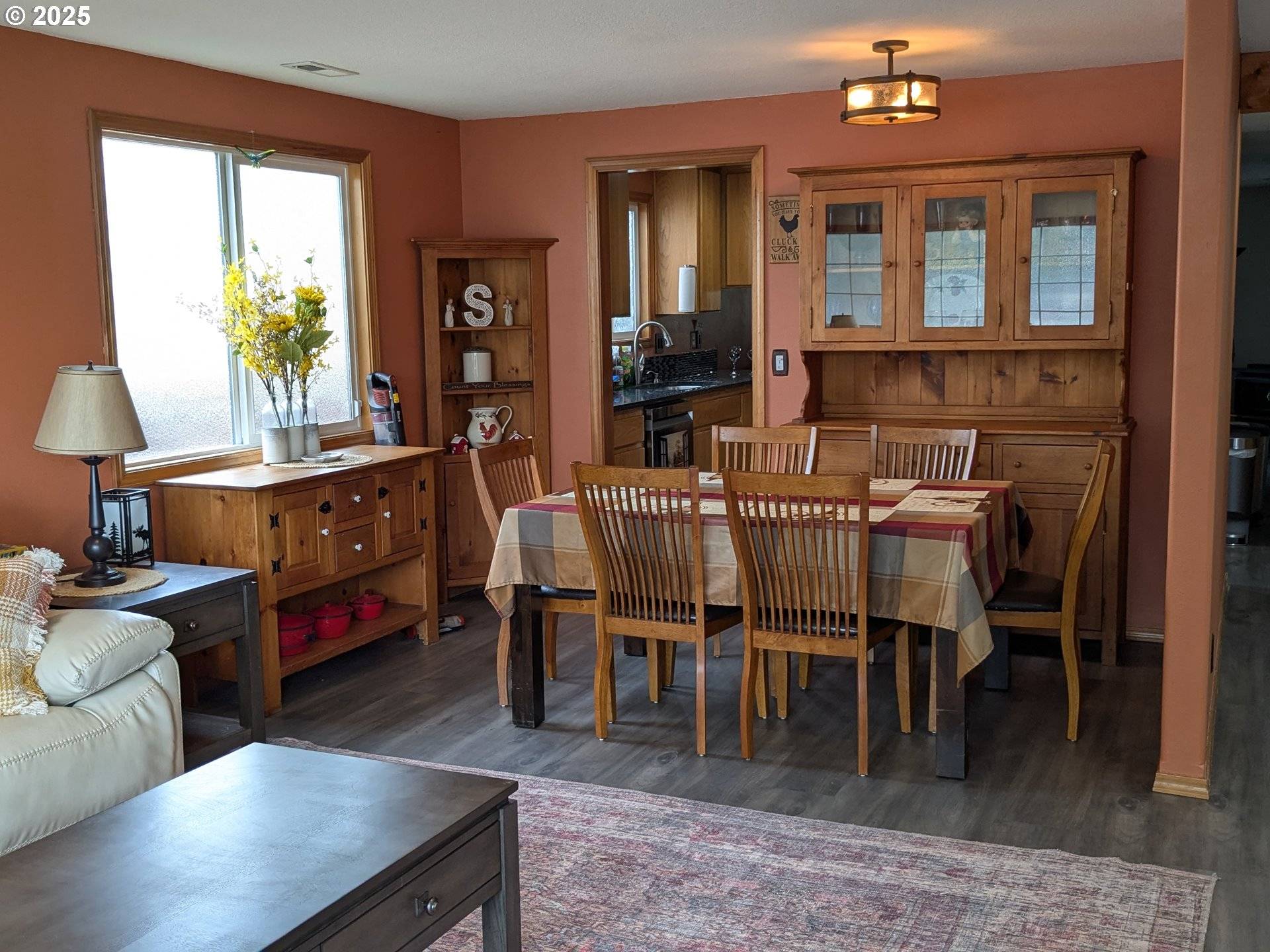 Carlton, OR 97111,430 N 1ST ST