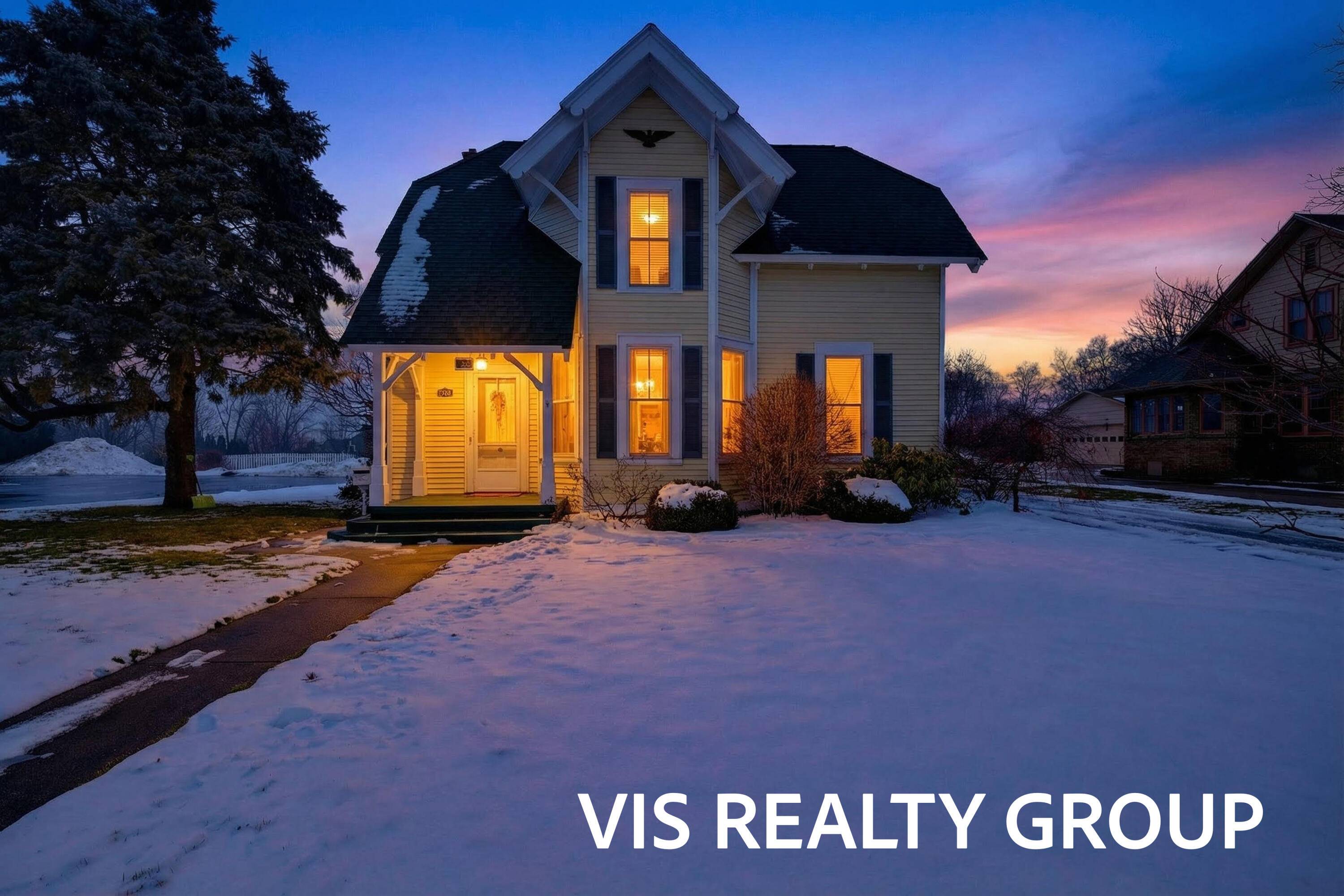 Spring Lake, MI 49456,223 E Savidge ST