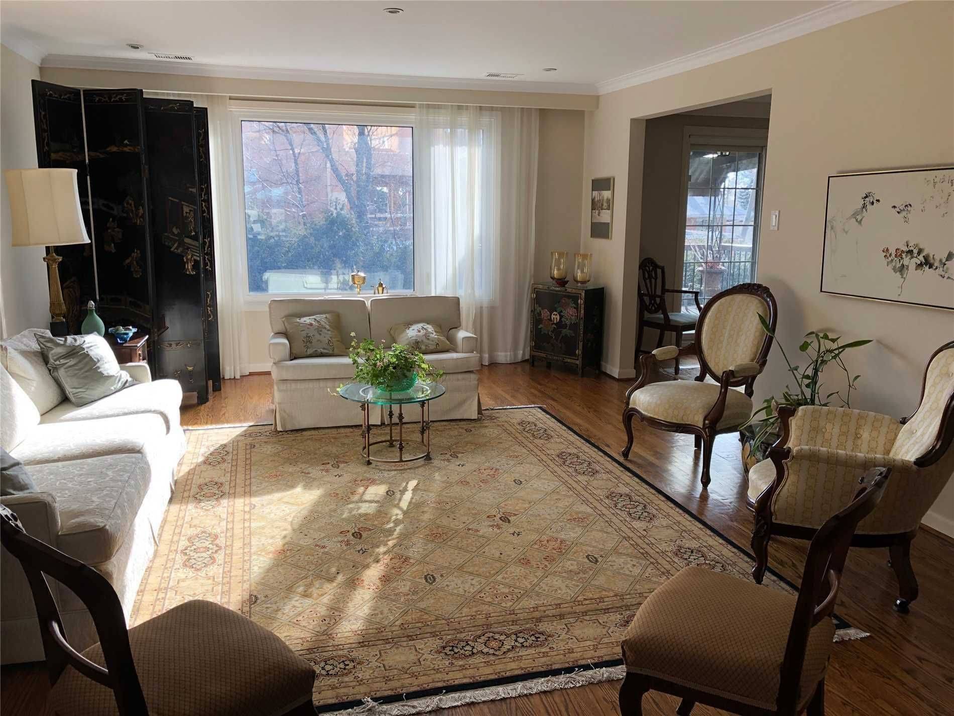 Toronto C12, ON M2P 1K1,11 Tournament DR #MAIN