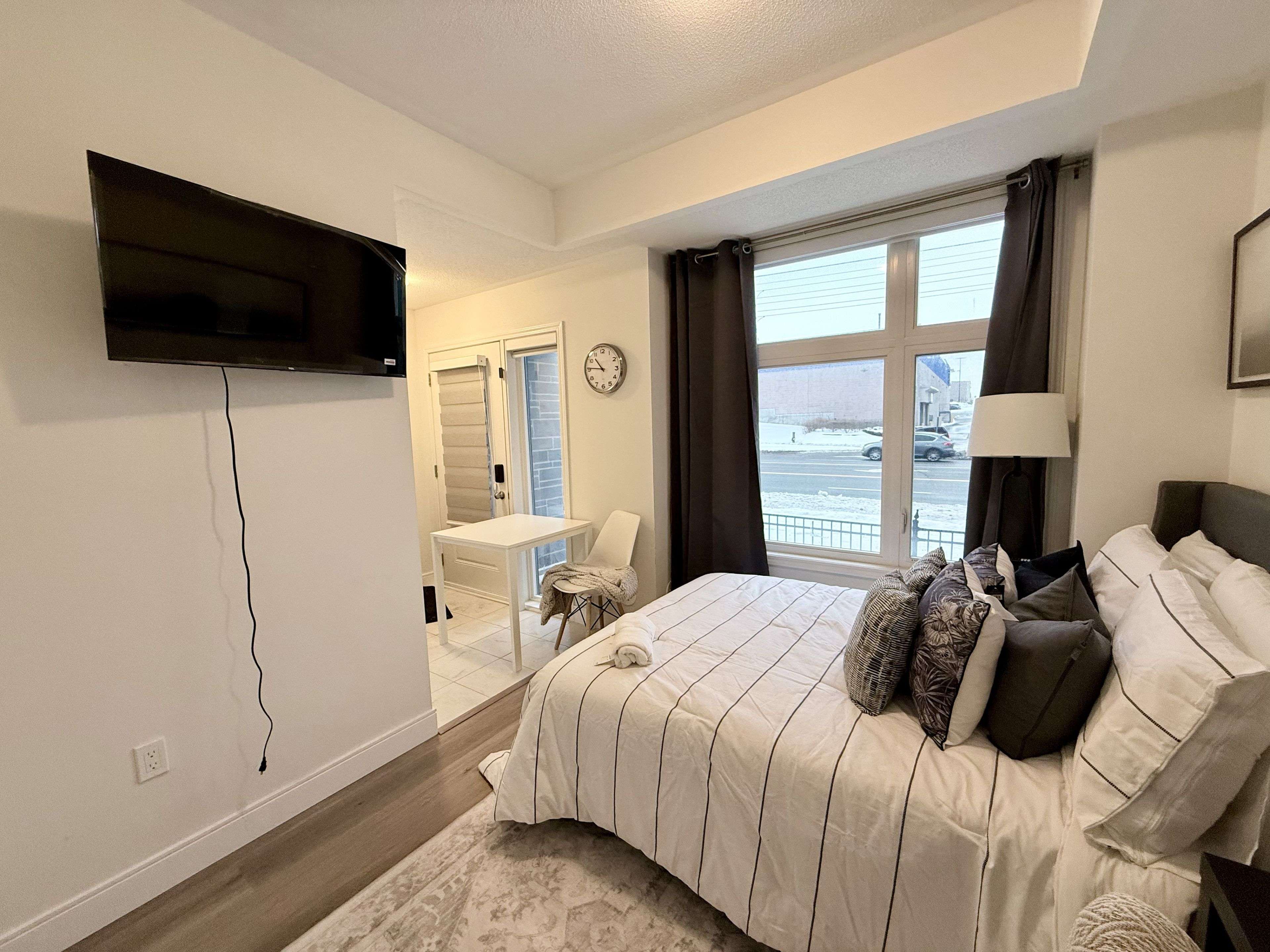 Oshawa, ON L1K 3G1,1411 Coral Springs PATH #Main