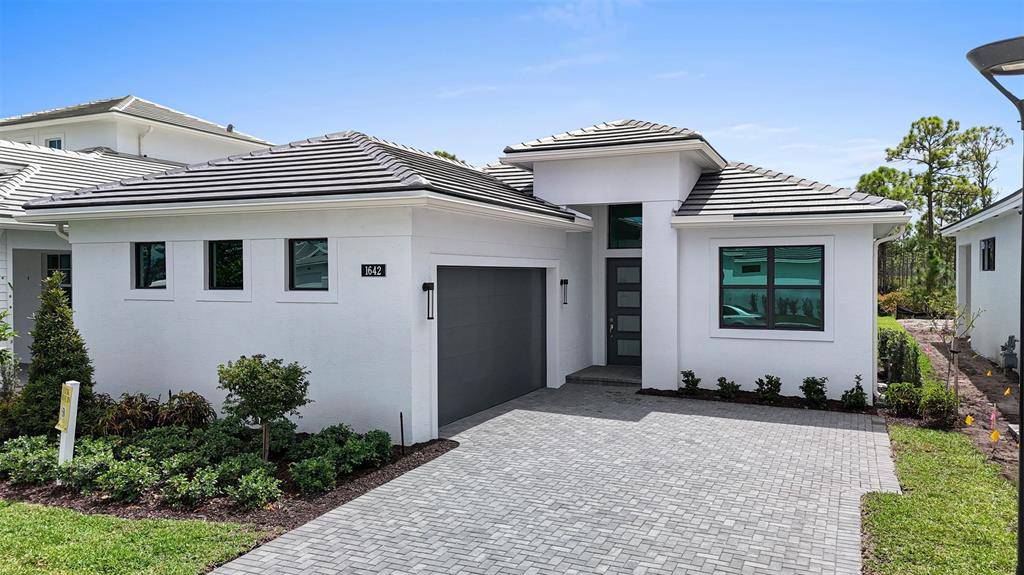 Stuart, FL 34997,1642 SE BLUE SKY PLACE