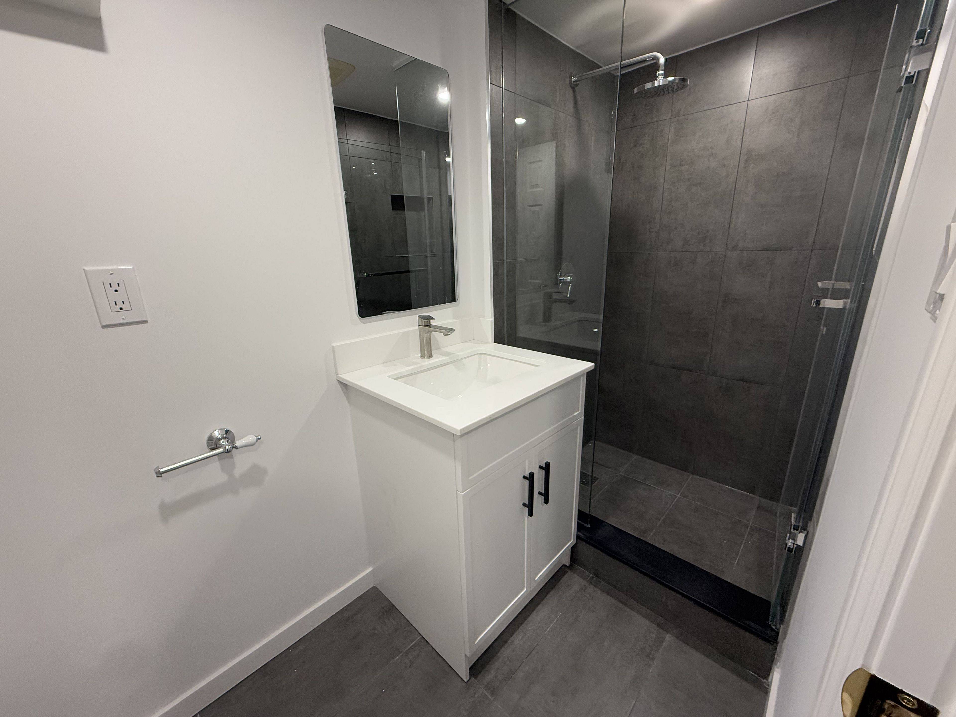 Richmond Hill, ON L4C 2T8,357 Taylor Mills DR N #LL