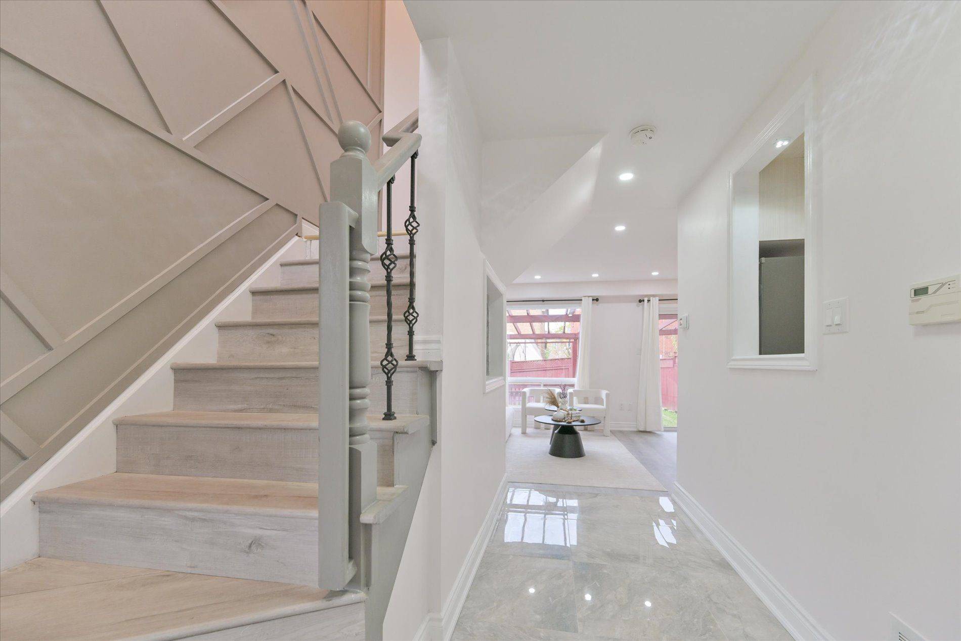 Mississauga, ON L5N 7V8,3956 Bentridge RD